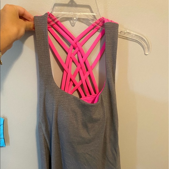 Lululemon flowy open back tank top size 4 - Picture 2 of 6